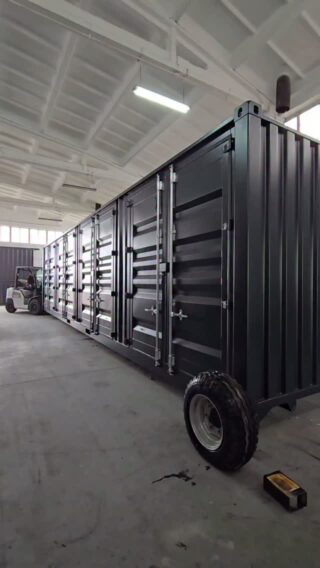 🚨 In Stock & Ready to Ship! 🚨
The L30 OSD is available now. 🏡✔️ Bathroom included
✔️ Optional kitchen & AC
✔️ Worldwide delivery 🌍Strong, secure, and built to handle all weather conditions. 🌪️❄️ #containerhome #containerhouse #tinyhome #container #modernhomes
