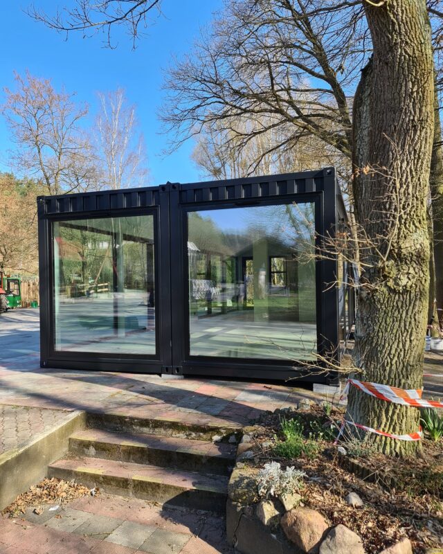 We can build your dream container home 🏡 L60 made of two 40ft hc containers#containerhome #containerhouse #tinyhome #tinyhouse #guesthouse #studenthouse #mancave #shippingcontainerhouse #shippingcontainerhome #singlefamilyhome #dreamhouse #housing #flexicubepl #modernhouse #modernhome #containerdesign #housedesign #hause #containeroffice #modularhome #luxuryhomes #build #haus #glamping #homeinspiration #homeideas