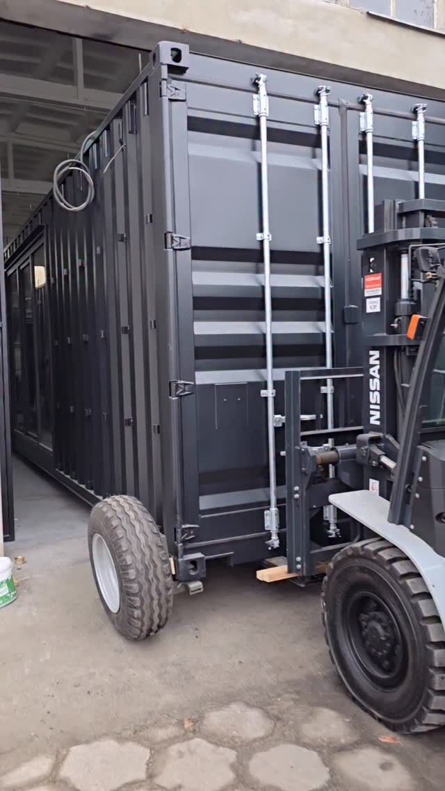 The L30.4 container house before it heads to Germany 🇩🇪#beautifulhomes #modernhomes #containerhome #tinyhome #containerhouse