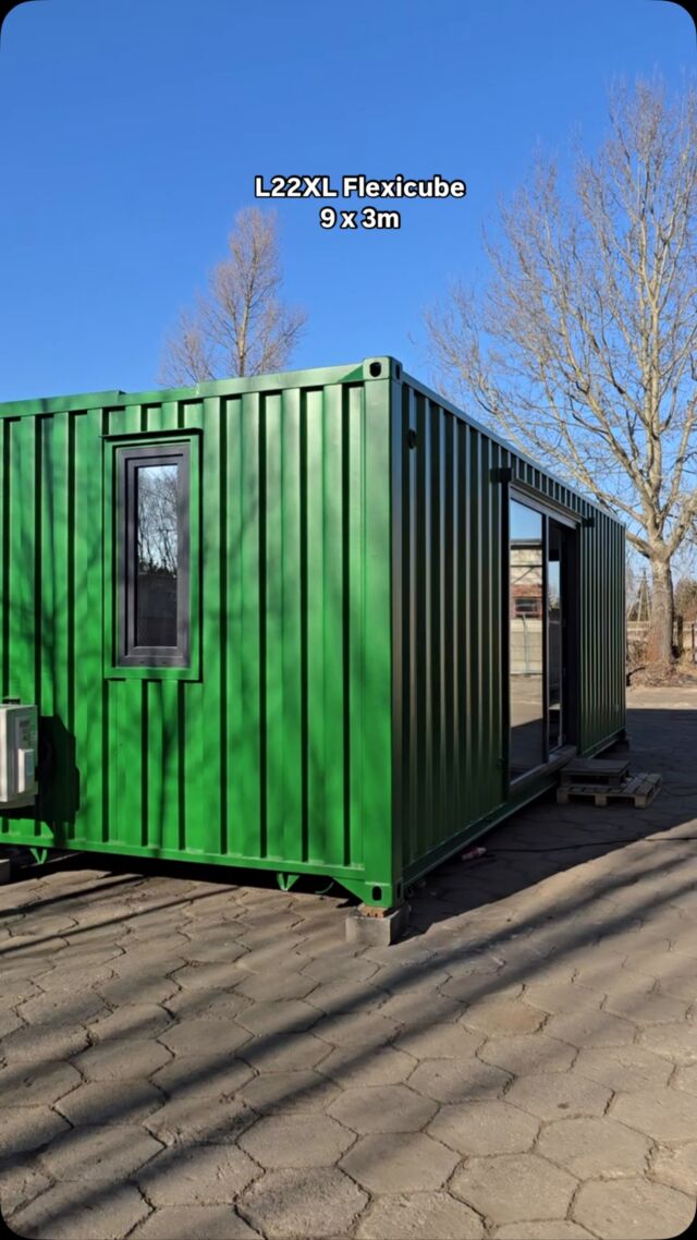 Who said container homes have to be boring? Choose your color and make it truly yours! This green beauty is heading to Ireland – where would you take yours? 🌍✨🏡 L22XL (9 x 3m)#ContainerHome #TinyHouse #ModularLiving #SustainableLiving #EcoFriendlyHome #Containerhomes #shippingcontainerhome #shippingcontainerhomes #containeroffice #DreamHome