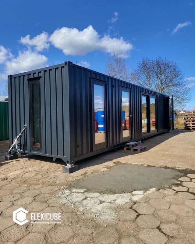 L30.8XL - 3 m wide for extra comfort and style. Modern design, efficient layout, and fully customizable 🏡#containerhome #containerhouse #tinyhome #tinyhouse #guesthouse #studenthouse #mancave #shippingcontainerhouse #shippingcontainerhome #dreamhome #dreamhouse #hause #housing #flexicubepl #modernhouse #modernhome #flexicube #containerdesign #housedesign #containerlife #airbnb #glamping #homeinspiration #homeideas #minimalliving #summerhouse #homeinspo #container #containerarchitecture #cabin