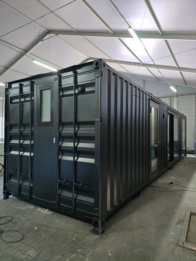 We love our custom projects even if they take a little longer ✨ L30XL 🏡🇩🇪 12 x 3m#containerhome #containerhouse #tinyhome #tinyhouse #guesthouse #studenthouse #mancave #shippingcontainerhouse #shippingcontainerhome #dreamhome #dreamhouse #hause #housing #flexicubepl #modernhouse #modernhome #flexicube #containerdesign #housedesign #containerlife #airbnb #glamping #homeinspiration #homeideas #minimalliving #summerhouse #homeinspo #container #containerarchitecture #cabin