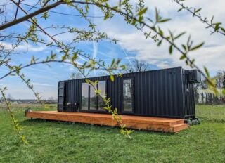 The L30.4 container home is a perfect choice for comfortable everyday living or as a unique Airbnb getaway. Modern design, smart layout, and ready to create unforgettable experiences 🏡#containerhome #tinyhouse #airbnb #containerhouse #dreamhome
