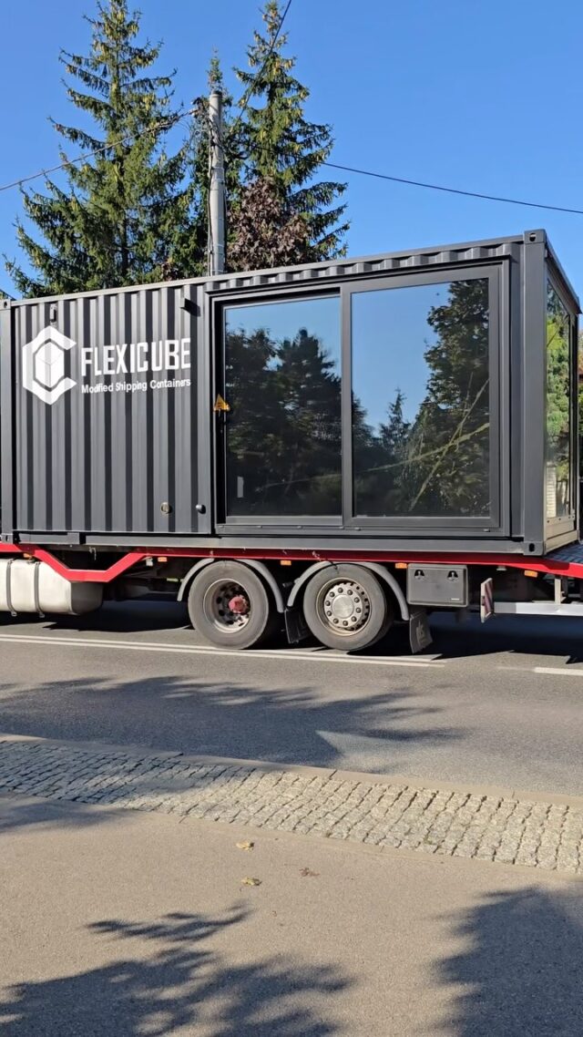 10 years of experience. Hundreds of containers delivered across Europe 🌍🏡Reliability. Precision. Commitment.This is what drives us every day.#flexicubepl #flexicube #container #containerhome #containerhouse #shippingcontainerhome #shippingcontainers #shippingcontainerhouse #containeroffice #expirience #tinyhome #tinyhouse #smallspaces #cabin #cabins #gardenhouse #mancave #homeinspo #homeideas #singlefamilyhome #housegoals